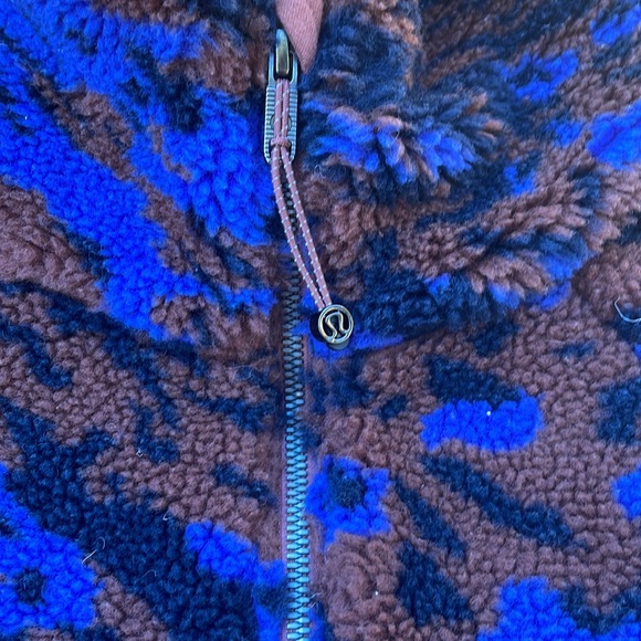 Lululemon Fleece Quarter Zip - Picture 2 of 8